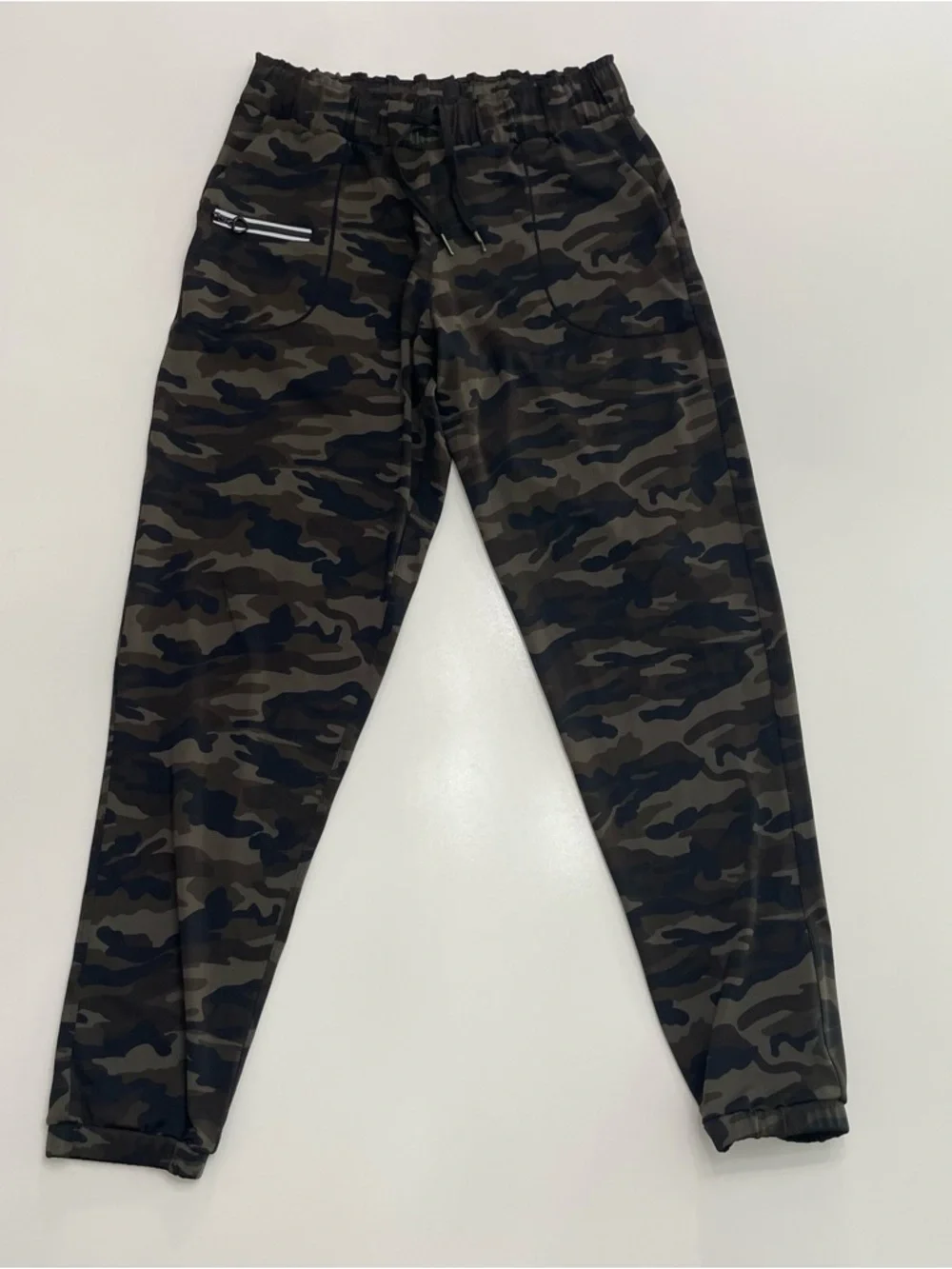 Camo Drawstring Jogger Pants, size M